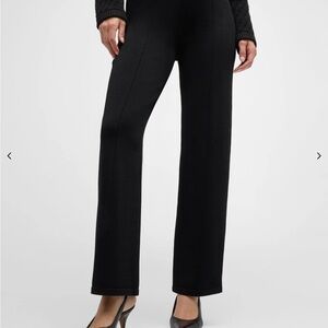 St John pull on knit pants